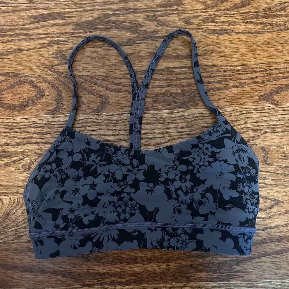 Lululemon Flow Y Sports Bra